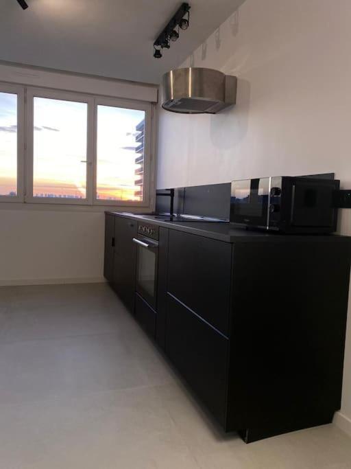 Suite « Body Love » - Jacuzzi Privatif Creteil Exterior photo